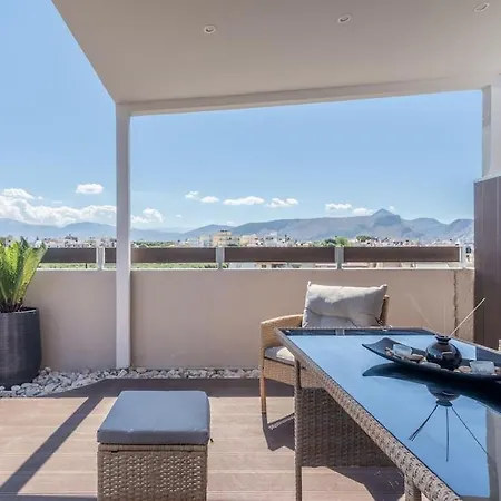 Elegant Loft With Jacuzzi דירה Gazi