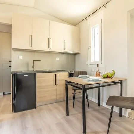 Elegant Loft With Jacuzzi דירה
