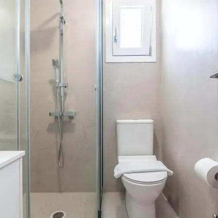Elegant Loft With Jacuzzi דירה Gazi